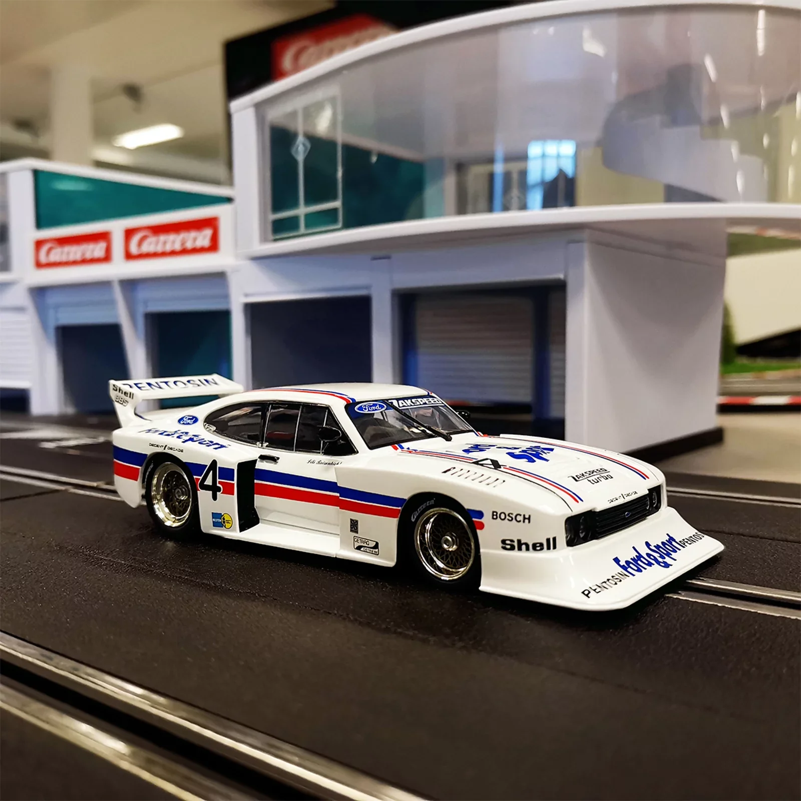 Ford Capri Zakspeed Turbo "Lili Reisenbichler, No.4" - Image 3