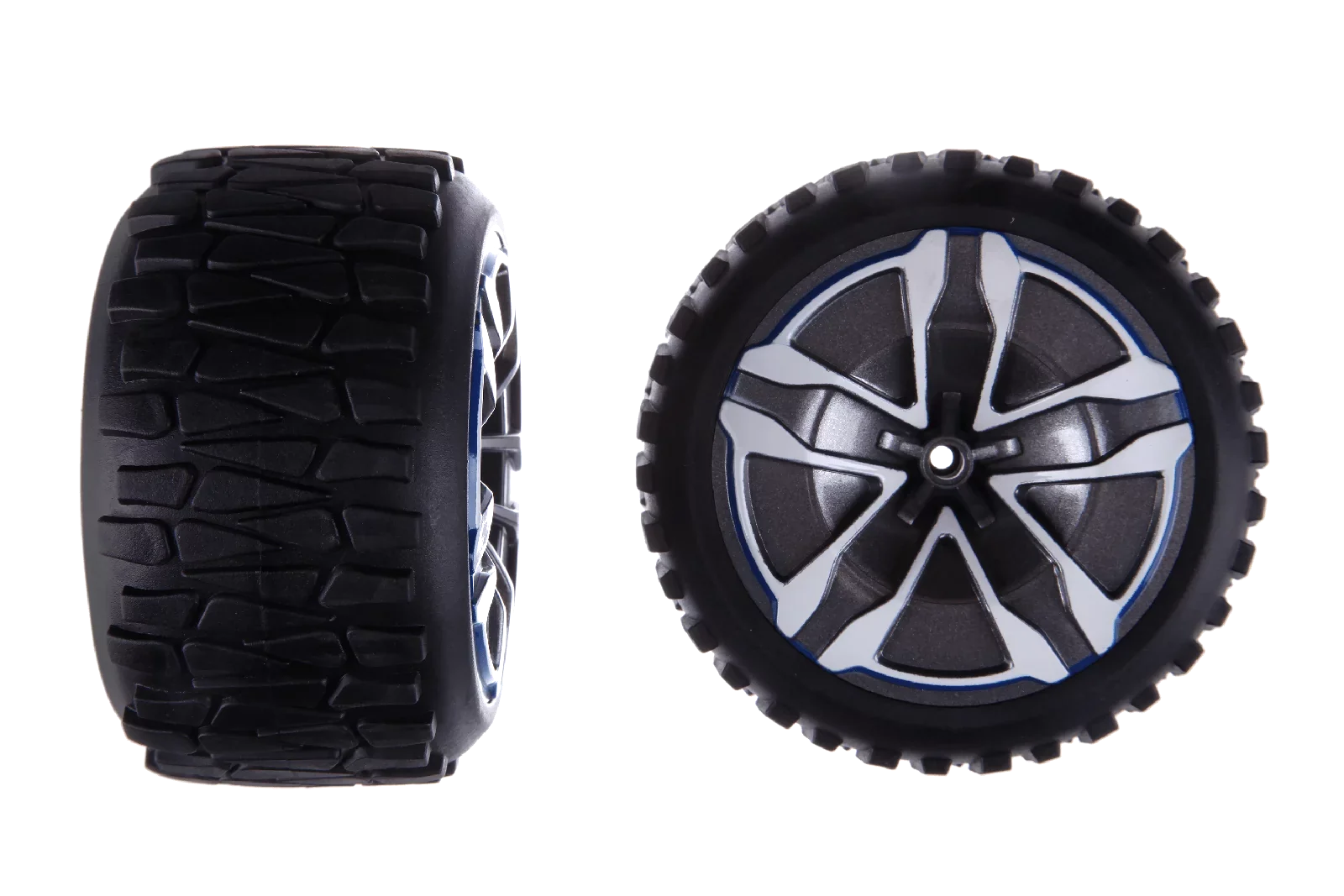 2 rear tyres with wheel rims for 142030
